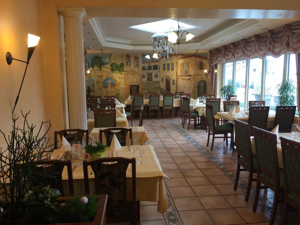 La芳塔纳斯坦佐酒店-餐厅 圣英贝特 外观 照片